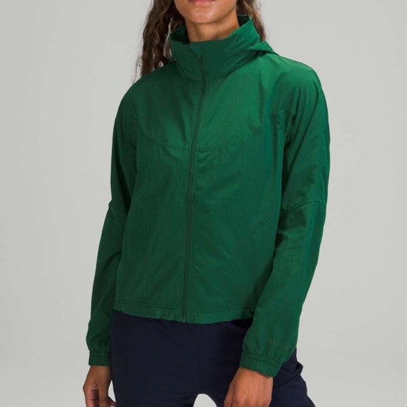 lululemon lightweight hooded jacket - Picture 13 of 15